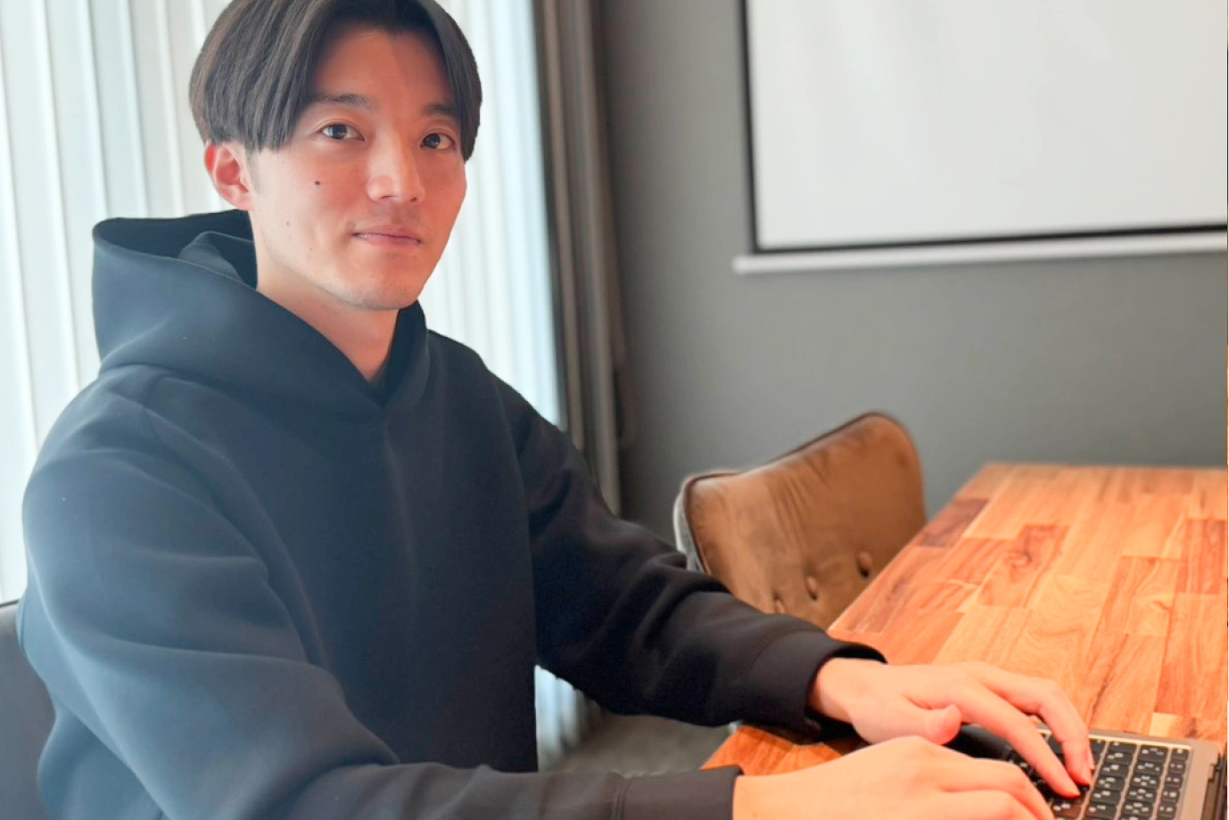 インタビュー イメージ